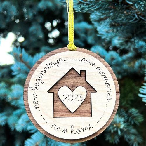 

Christmas 2023: New Home, New Memories - Wooden Holiday Decoration and Gift Pendant