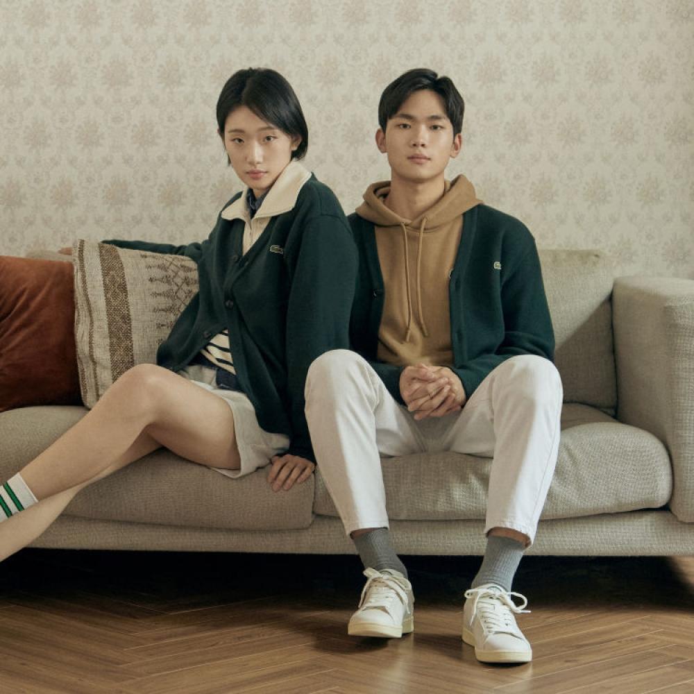 

LACOSTE Мужской базовый шерстяной кардиган с V-образным вырезом AH460E 53NM YZP