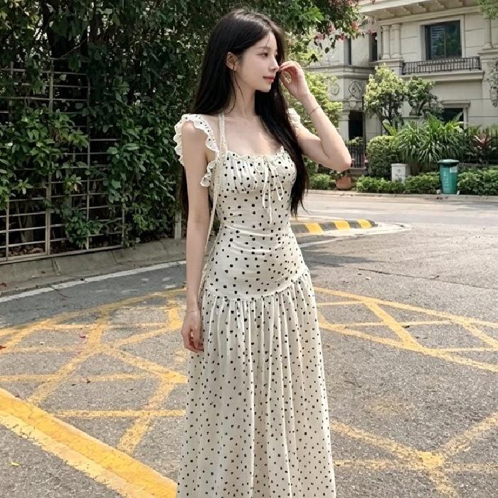 French Temperament Retro Polka Dot Fairy Long Dress Summer New Skirt Seaside Vacation Style Neck Slim Fit