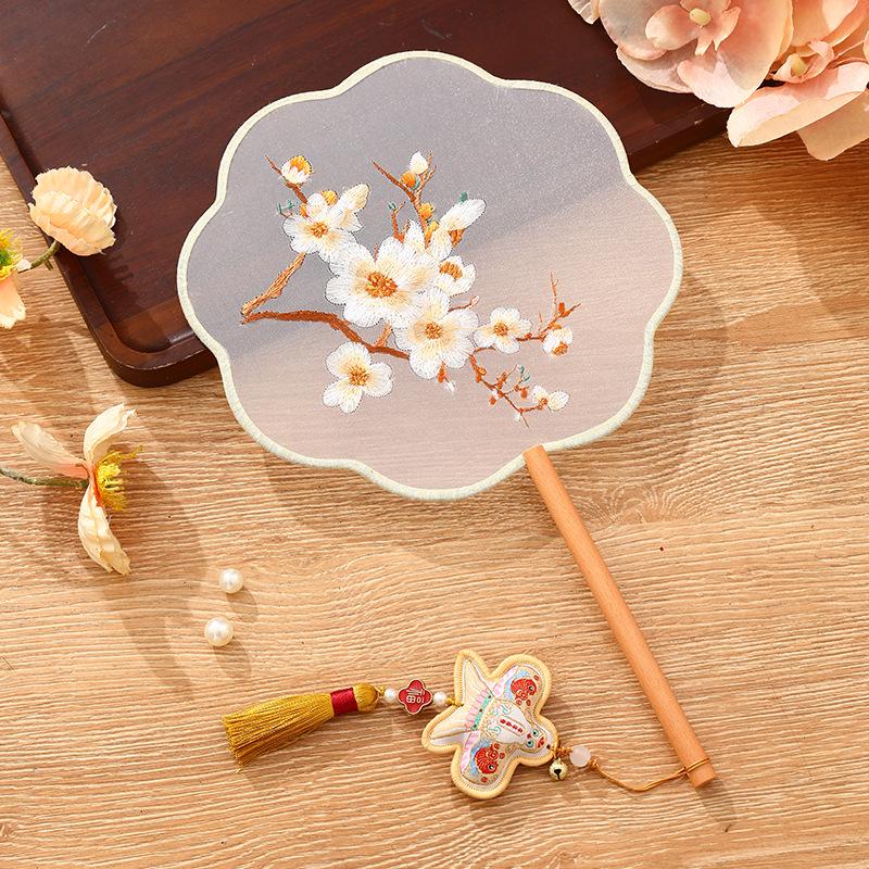 Ventaglio rotondo a doppia faccia con ricamo di Suzhou: Stile Cinese Antico per Hanfu e Cheongsam, Perfetto per la Danza dei Bambini.