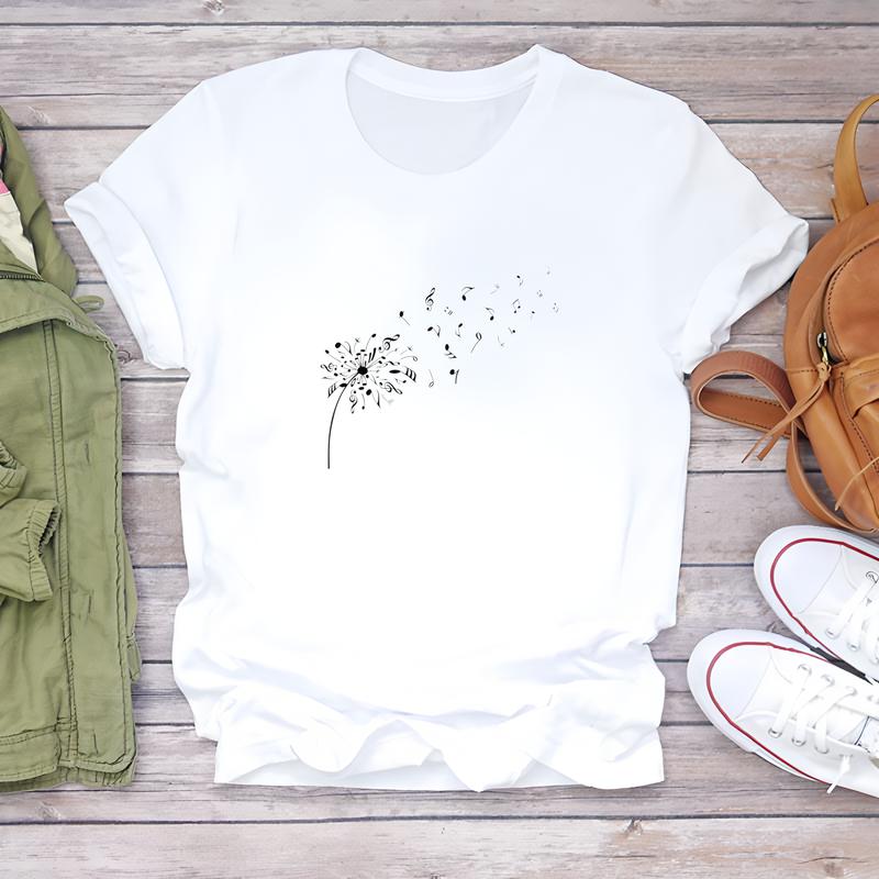 Cute Printed T-shirt, Trendy Short-sleeve Style, Perfect for Women's Summer.