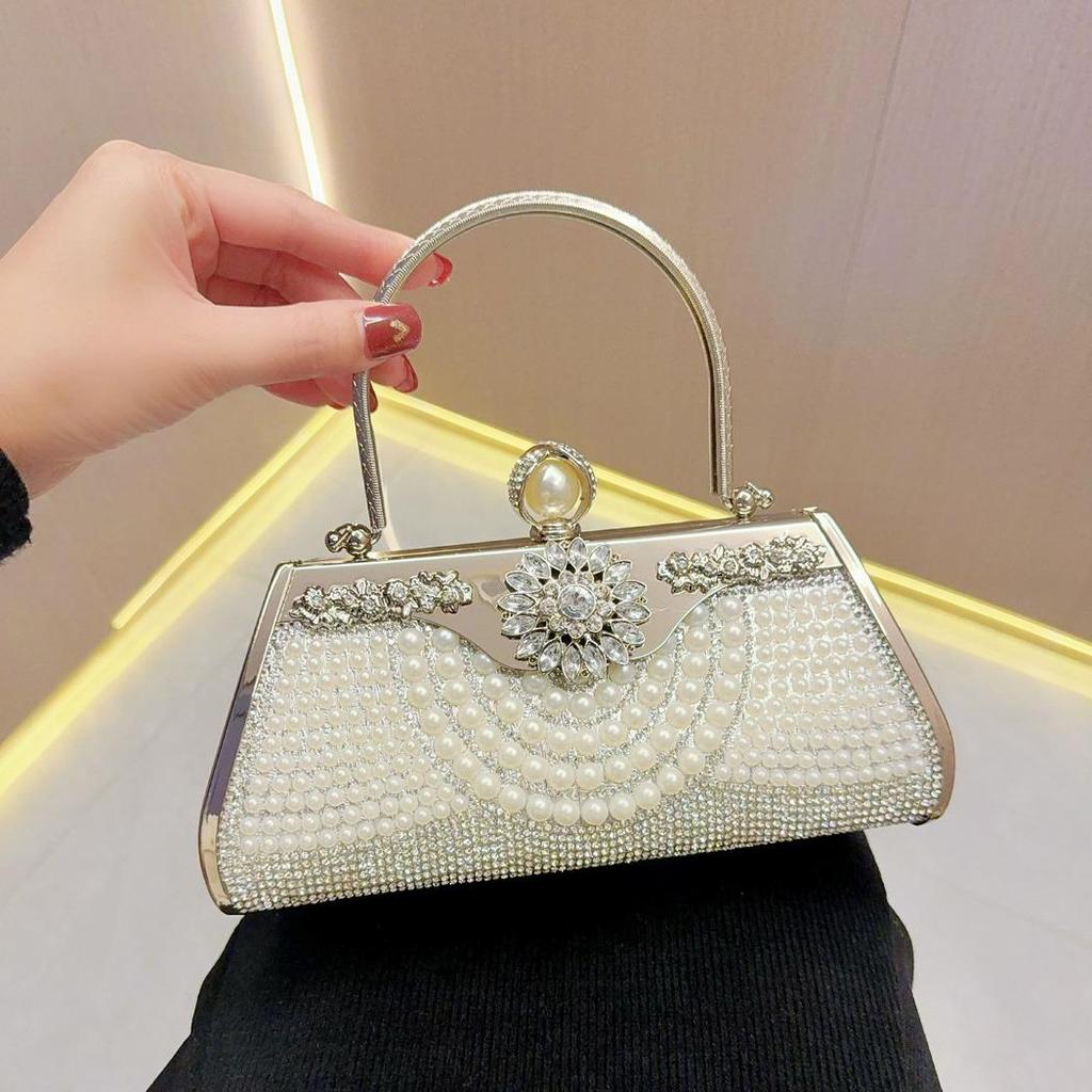 European and American Diamond-Embellished Handbags – Versatile Crossbody and Evening Bags for Celebrities and Special Occasions.
