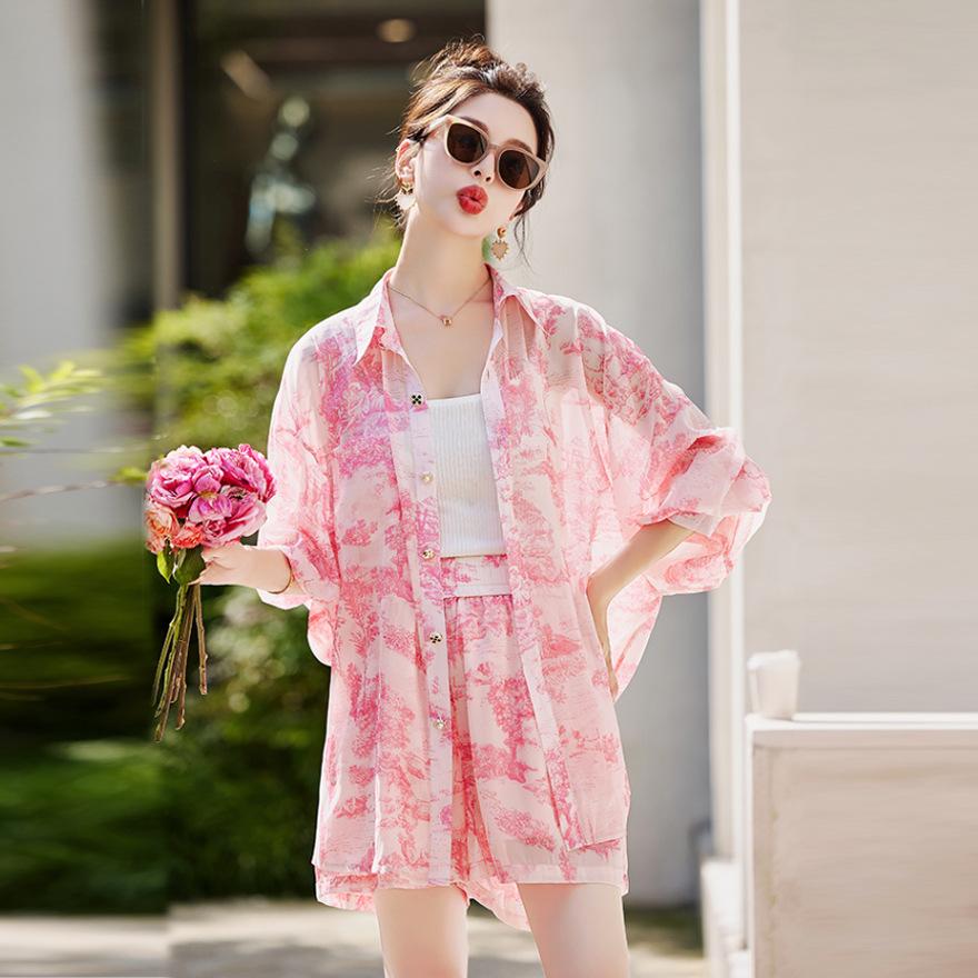Pink sunscreen shirt shorts set women's new small design casual two-piece set