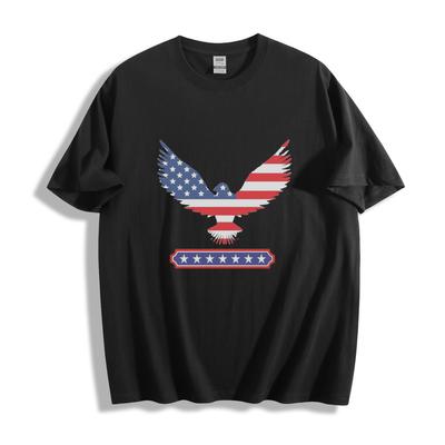 Camiseta Asas de Águia Patrióticas - Design Ousado da Bandeira dos EUA Camiseta Unissex