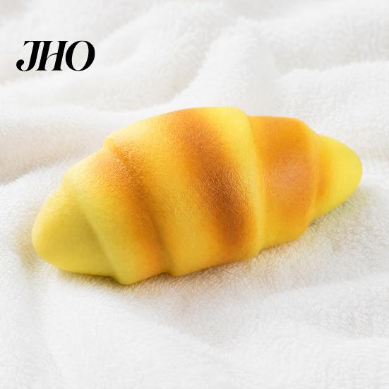 Croissant Stress Toy Relief Squeeze Toy, Simulated Bread Sensory Fidget Realistic Home Office Worker Relaxation Desk Ball