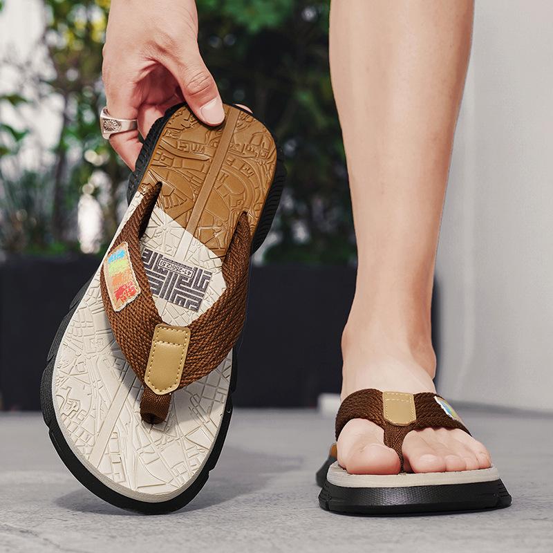 Trendy brand summer non-slip driving flip-flops sandals outdoor casual beach shoes men's soft-soled pinch slippers