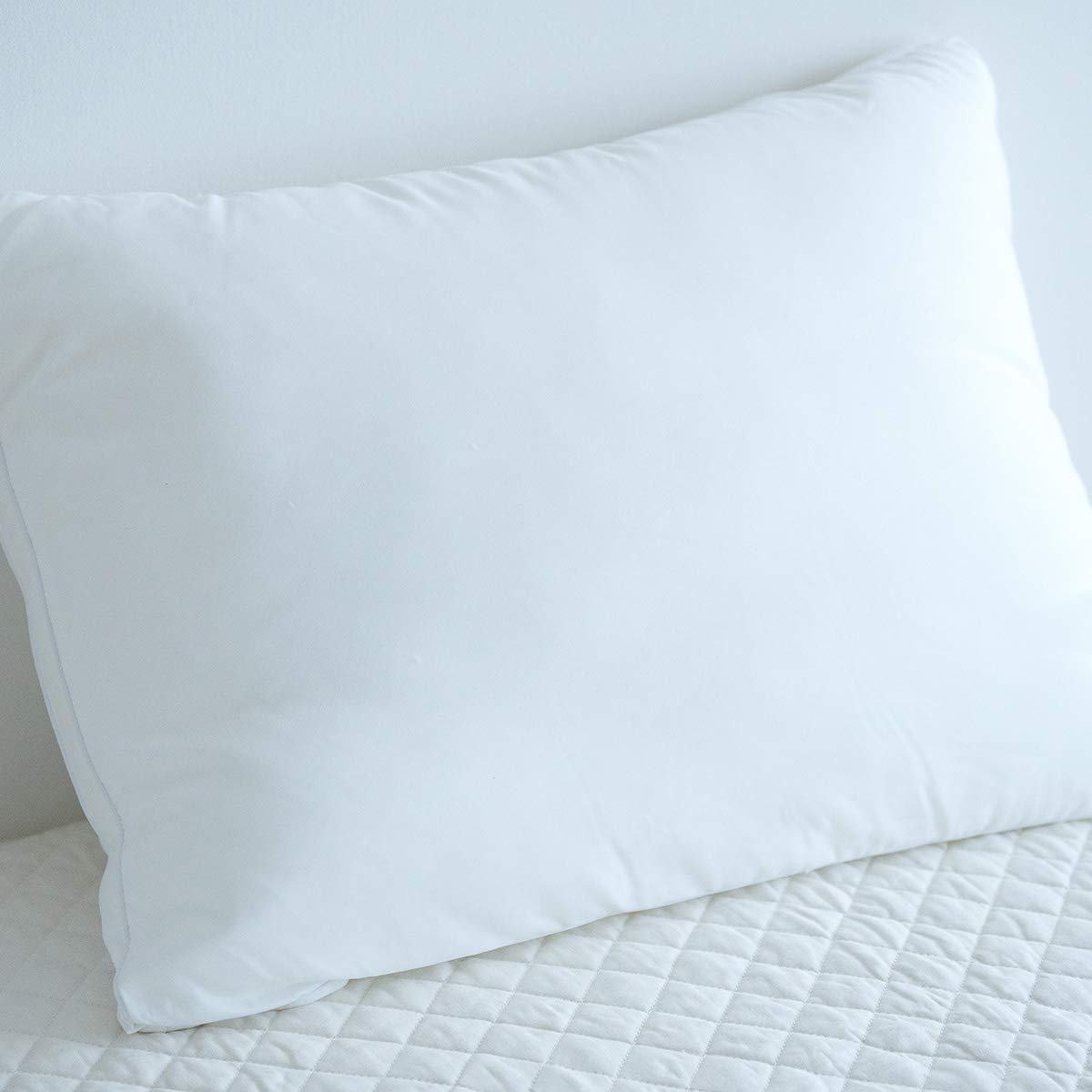 

Nishikawa Marshmallow Touch Hotel 40 x 60 Microfiber White Pillow Pillow, Style, Soft, cm, Included, 46752, [700] (Adult Size)