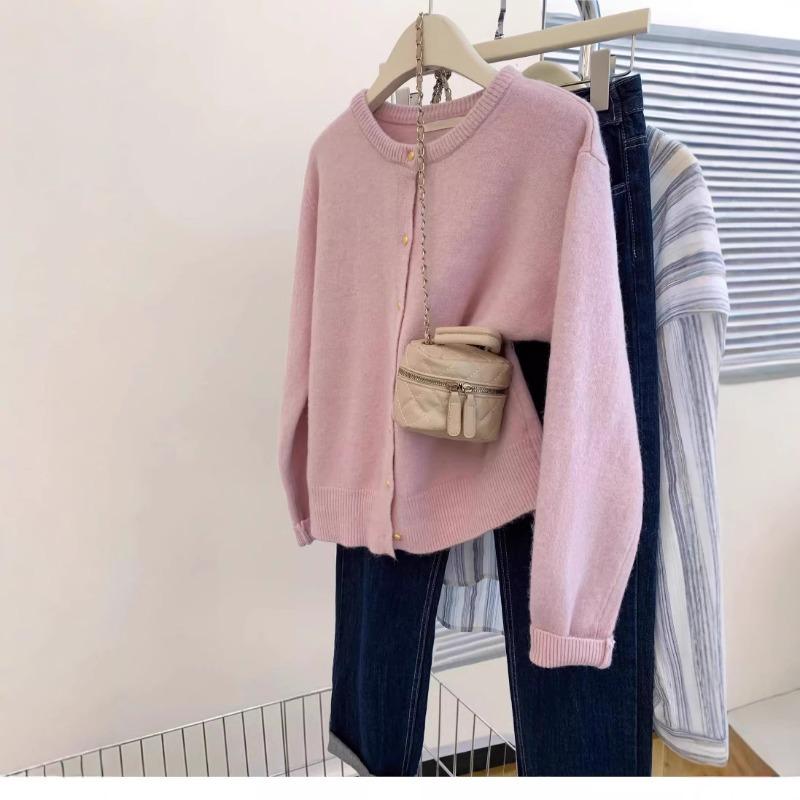 

Pink white knitted sweater cardigan with women s loose high-end long-sleeved sweater jacket top autumn new models One Size