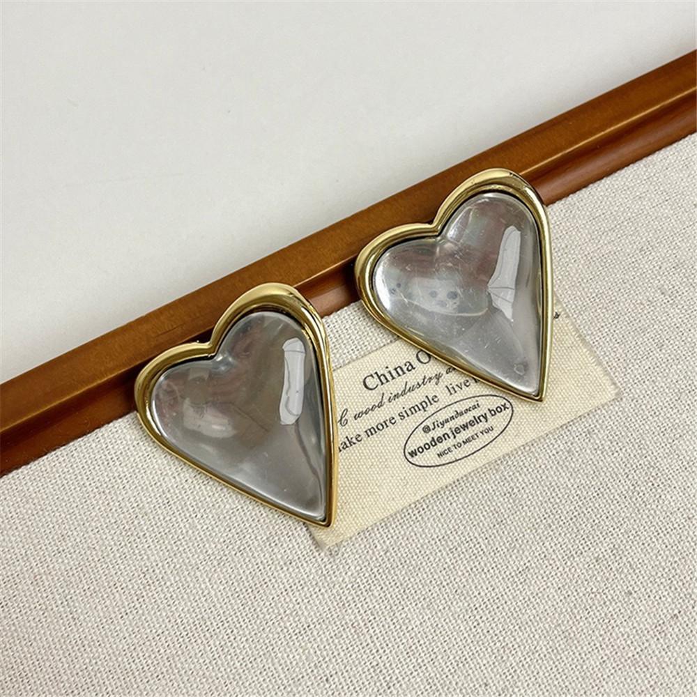 

Korean-Style Summer Heart-Shaped Earrings Are Exquisite And Elegant Jewelry Accessories For Women