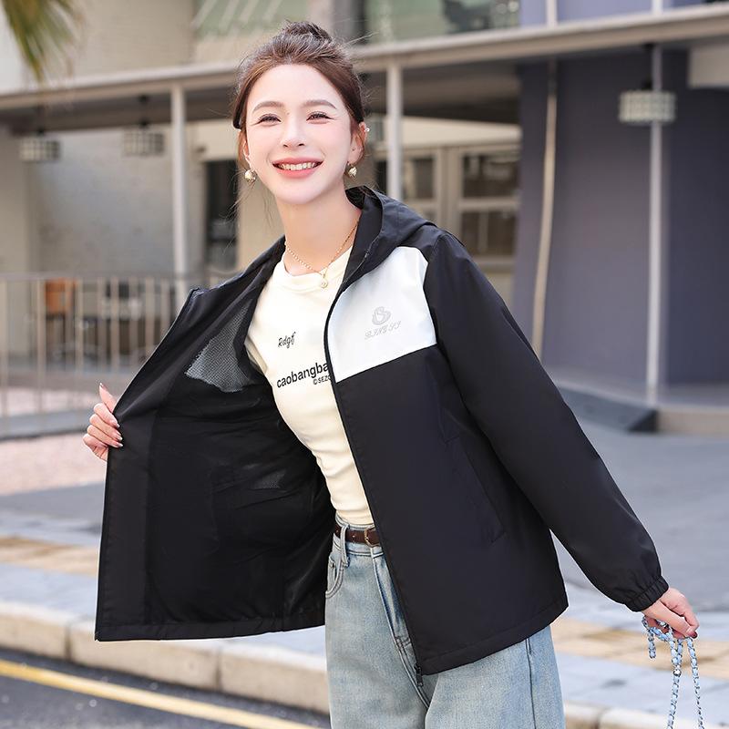 Outdoor Jacket New Small Color-blocking Hooded Casual Spring Autumn Waterproof Thin Short Women's Jacket