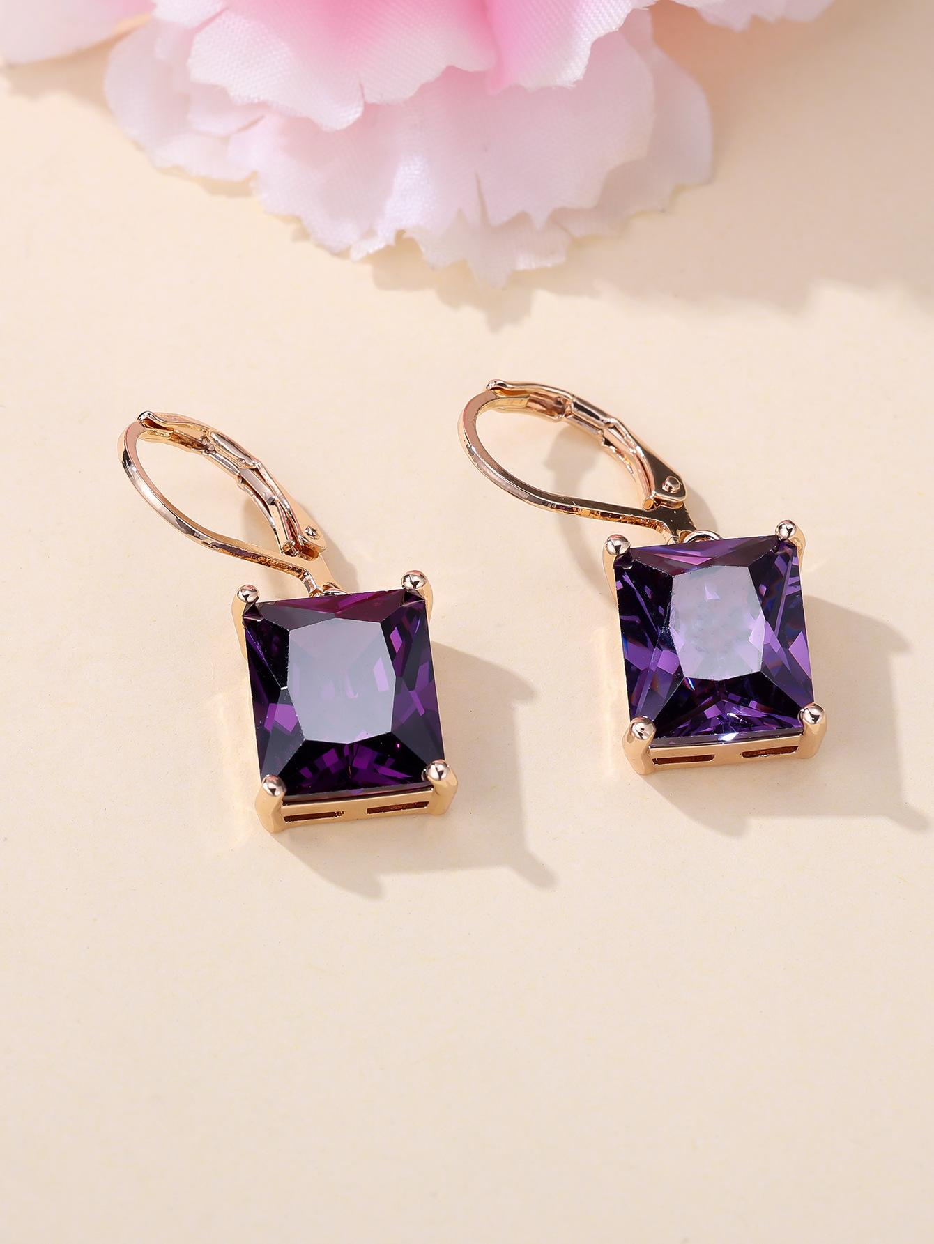 Hot push imitation gold rectangular purple diamond ear buckle, exquisite gorgeous trend exquisite earrings