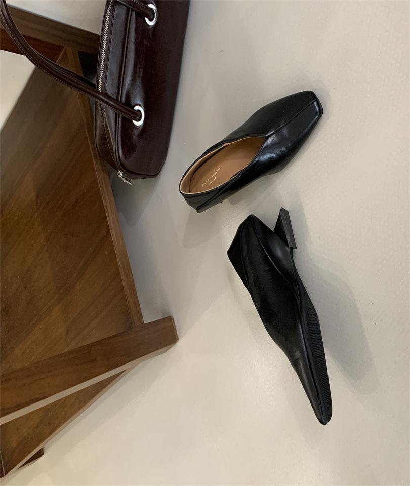 

2025 новая сумка с острым носком, полусабо, женская обувь, женская одежда, крутые шлепанцы, женская обувь, высокий каблук, средний каблук, туфли-стилеты, мюли 39 чёрный