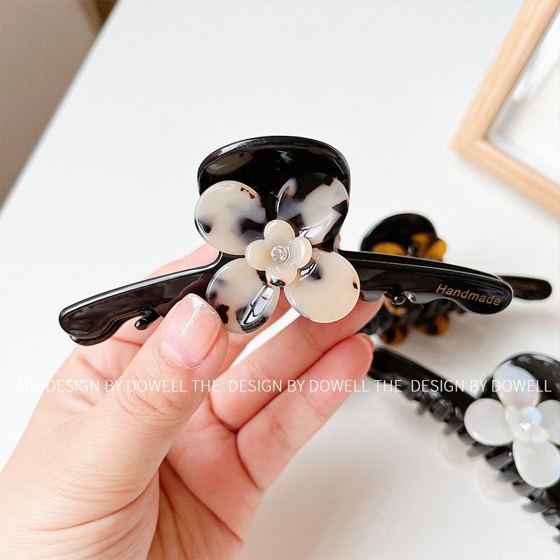 

Уникальные ацетатные аксессуары для волос с красочными заколками-крабами в виде банта и цветка для женщин Cream Tortoise Flower