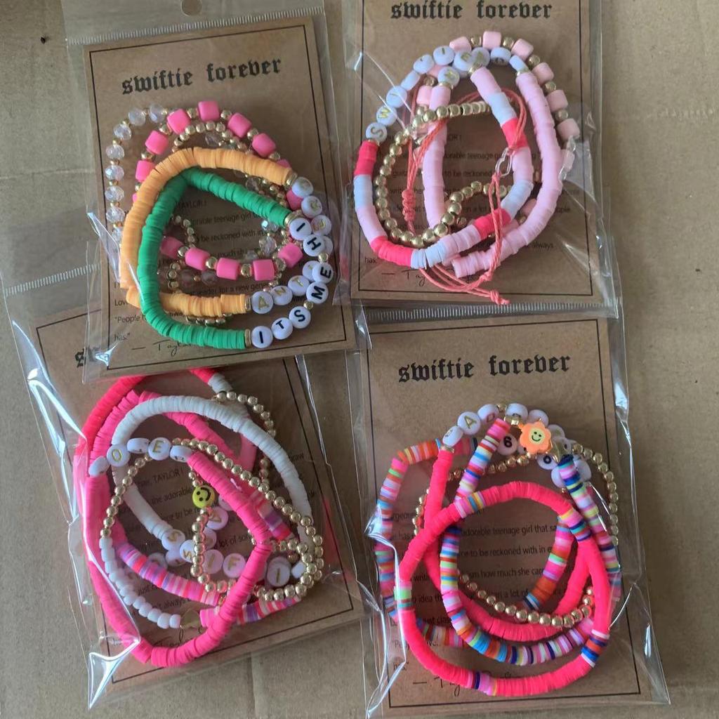 Taylor Swiftie Freundschaft Polymer Clay Armband Set mit englischem Buchstabenlogo