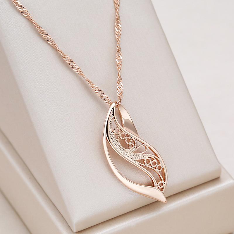 New Trend Glossy Pendant Necklace Fashion Rose Gold Color Creative Metal Ethnic Jewelry Unique Romantic Daily Necklace