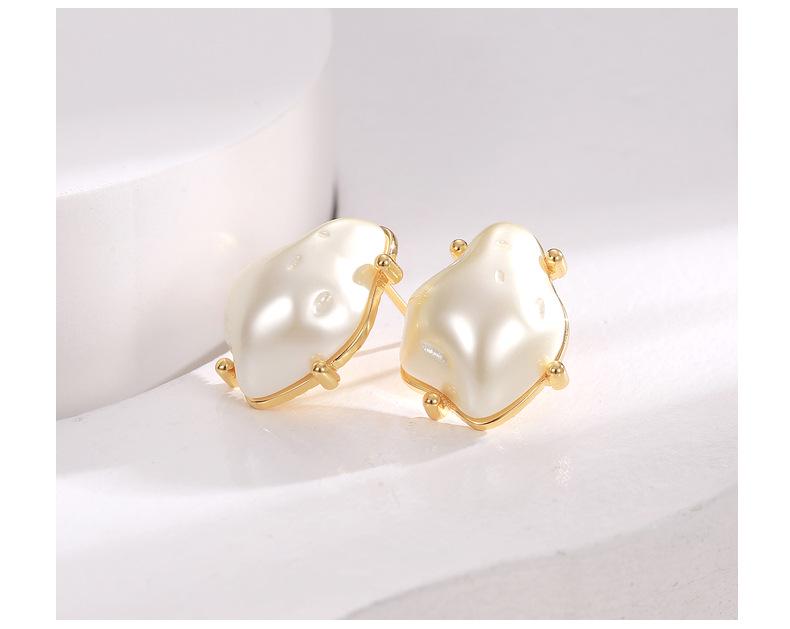 High-End Fashion Geometric Earrings Collection: Electroplated Simple All-Match Commuter Earrings