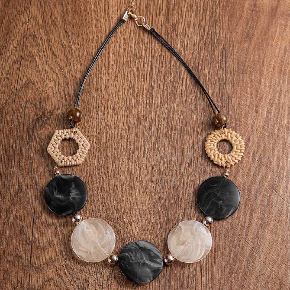 

Handmade Vintage Rattan Necklace Vintage Geometric Vintage Necklace чорний