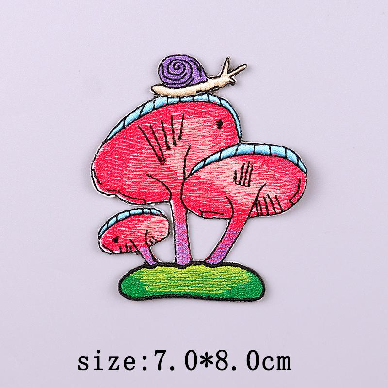 Mushroom Embroidery Patch Iron On Patches For Clothing Thermoadhesive Patches On Clothes Crystal Embroidered Patches For Clothes