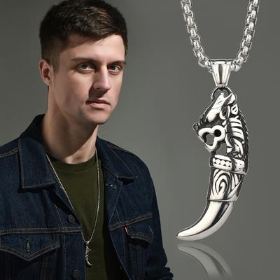 Hipster Domineering Wolf Tooth Cool Necklace Male Retro Hip Hop Punk Style Long Titanium Steel Pendant Jewelry