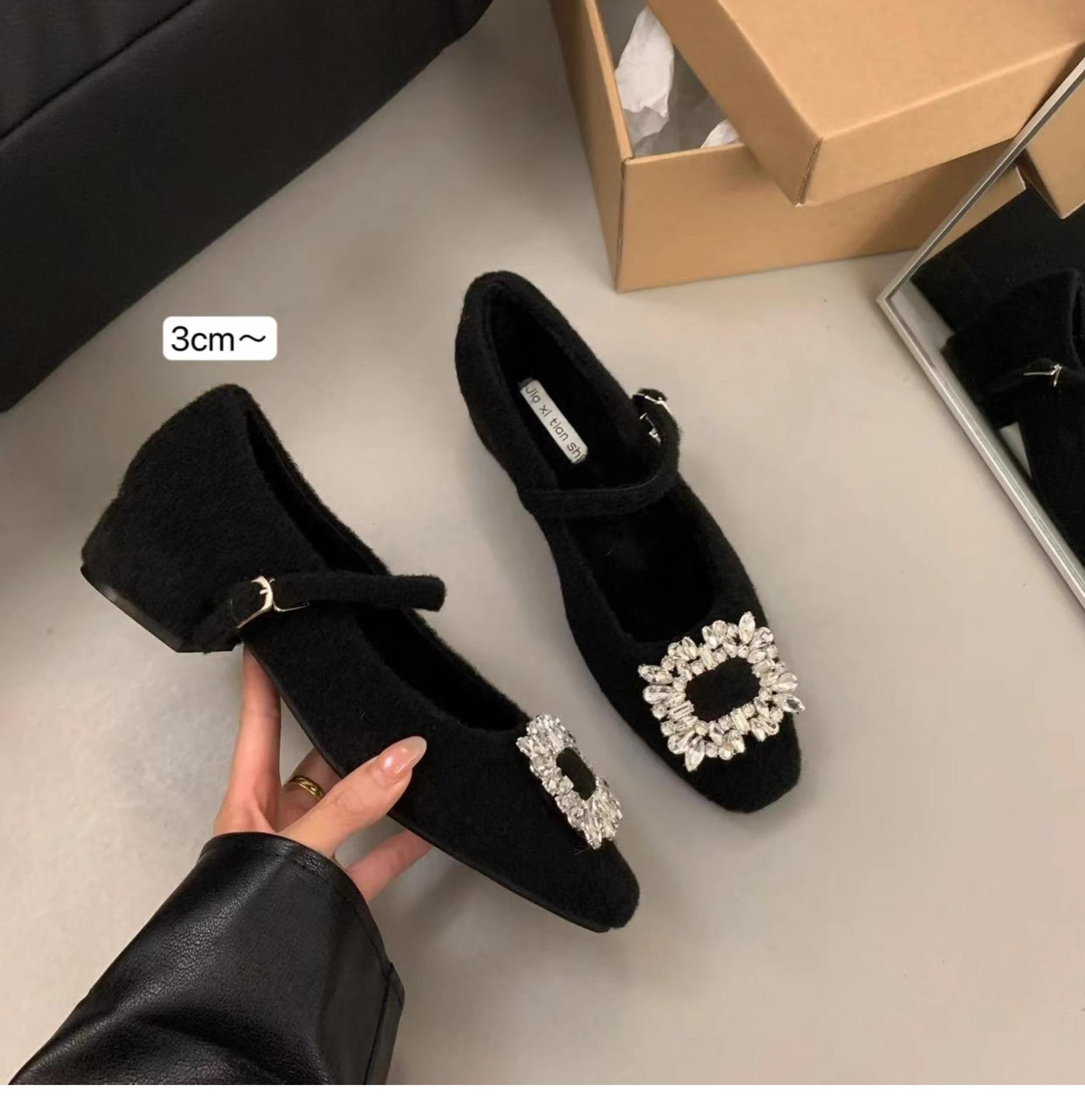 

Versatile thick heel single shoes rhinestone women s skirt spring 2025 new velvet warm Mary Jane high heels tide 40