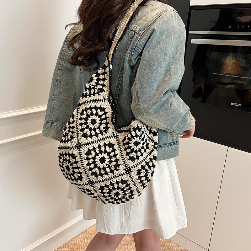 2025 spring new cotton crochet hollow tote bag woven shoulder women's bag straw armpit bag