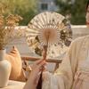 Faltbarer Bambus-Handfächer mit Quaste Tanzfächer Muschelfächer im chinesischen Stil Heimdekoration