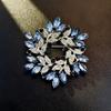 High-End Light Luxury Flower Brooch Female Heavy Industry Design Sense Animal Brooch Diamond Corsage Coat Clothing Accessories