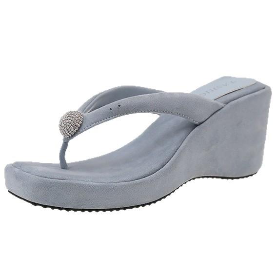 Retro heightened thick-soled flip-flops shoes for women's outer wear 2025 summer new beautiful slope heel cool slippers