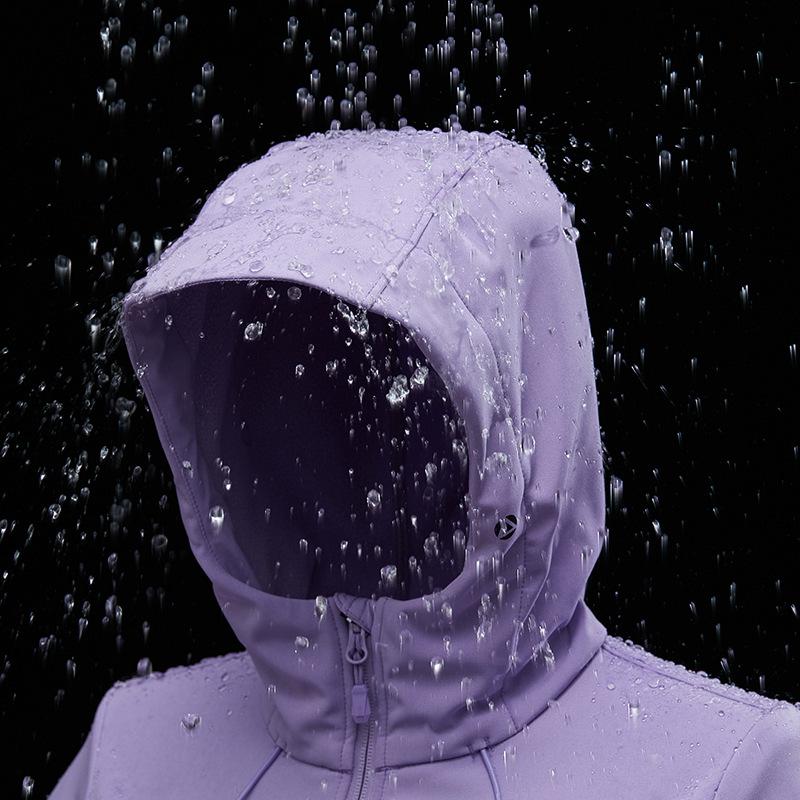 Windproof Waterproof Hooded Softshell Jacket for Outdoor Activities