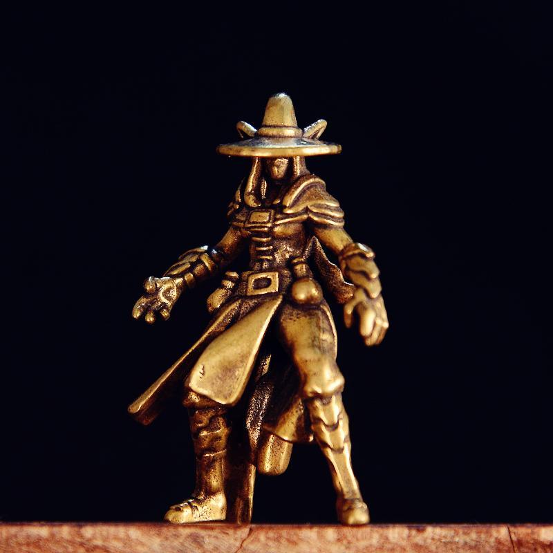 Small Brass Cowboy Mini Figurine Retro Western Hunter Gunslinger Ornament Rustic Desktop Decor for Man Cave Office Home