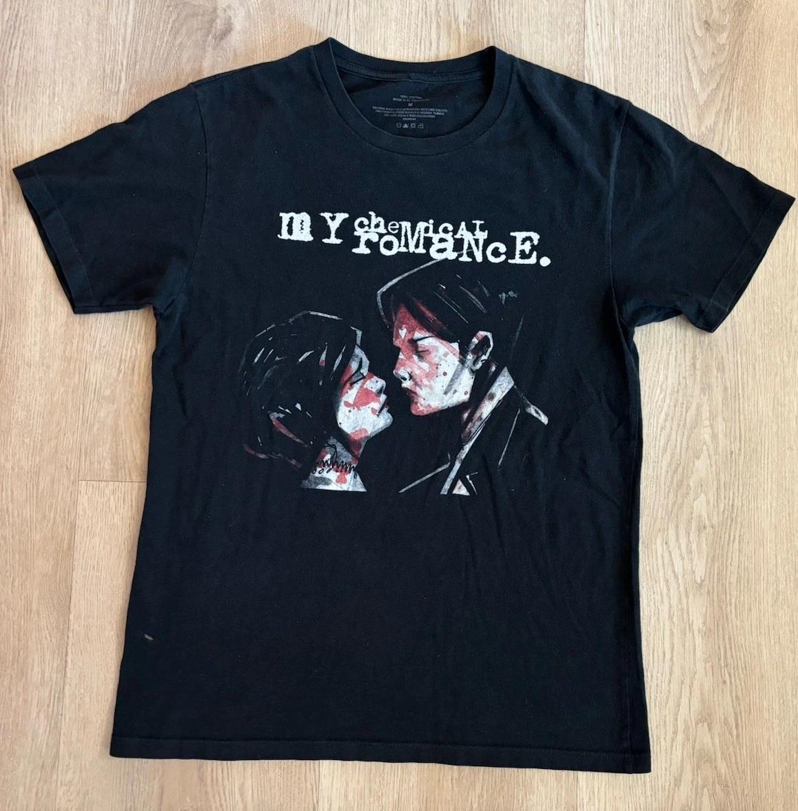 

Футболка My Chemical Romance 100% Хлопок Мужские Футболки Топ Three Cheers For Sweet Revenge Размер M Официальная Отличное Состояние S разноцветный