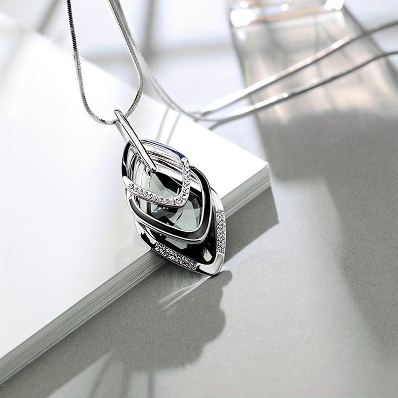 Statement Geometric Crystal Necklaces Pendant For Women Sweater Chain Choker Collier Femme Fashion Long Necklace Femme Collar Jewelry