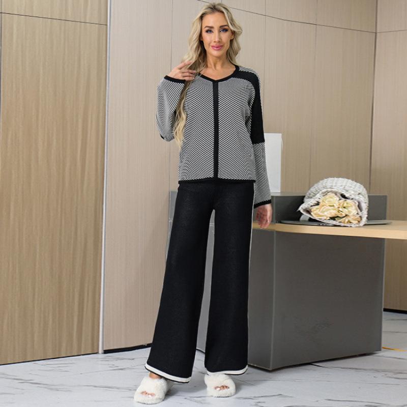 New Autumn and Winter V-neck Color Matching Striped Knitted Bat Sweater Loose Wide-leg Pants Knitted Two-piece Set