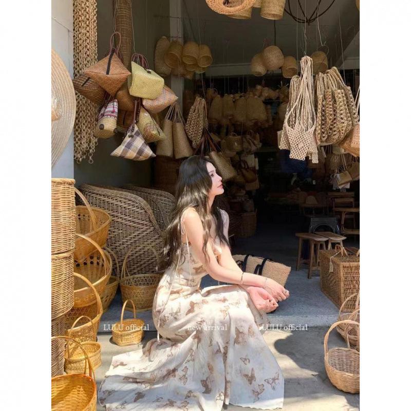 Niche Irregular Floral Print Waist-Cinching Elegant Suspender Dress for Spring & Summer