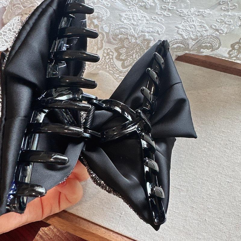 Korean Retro Elegance: Satin Crystal Bow Claw Clip, Versatile and Chic, Shark Hairpin, Bun Hairpin