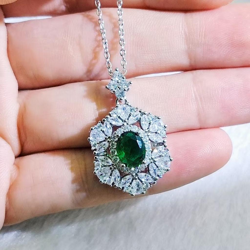 Exaggerated Heavy Industry Brilliant Pink Purple Diamond Pendant Necklace Colored Treasure Elegant High-end Sense Full of Diamond Light Luxury Chain