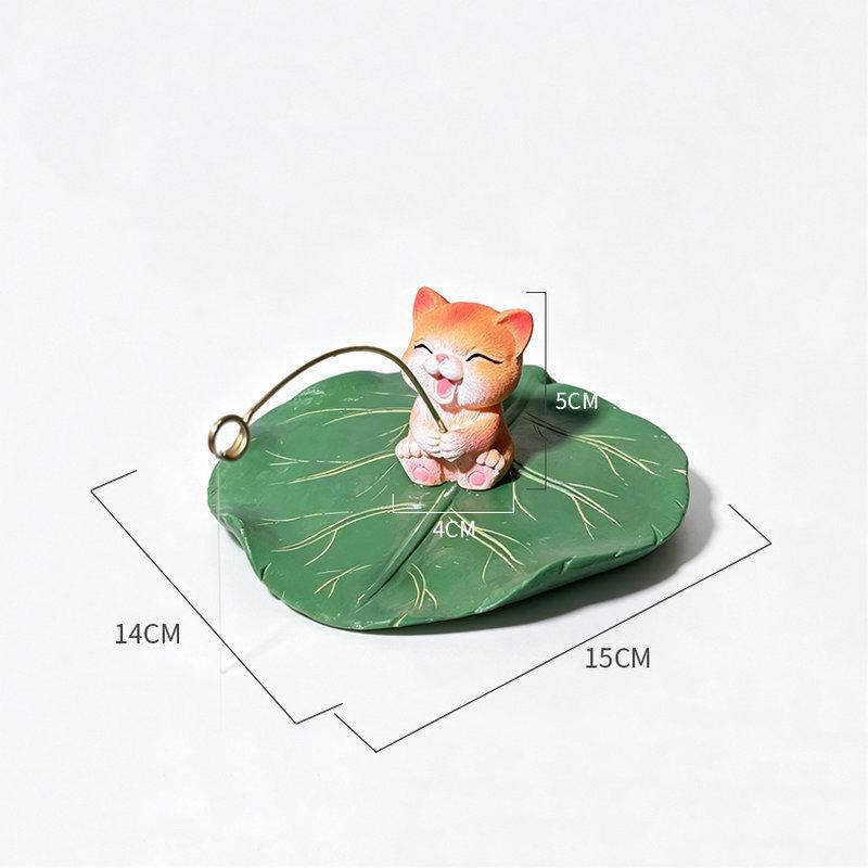 Floating Kitten Fishing Ornament: Creative Resin Craft for Outdoor Ponds
