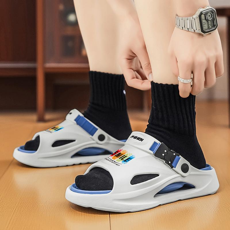 Fashion Clogs Men Sandals Lightweight Breathable Slip-On Sandals Non-Slip Water Shoes for Summer Beach Sandals