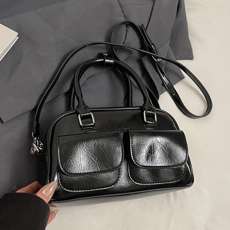 Wholesale Hot Sale Korean Simple Style High-end Texture Portable Boston Bag Casual Versatile Niche Foreign Style Messenger Bag