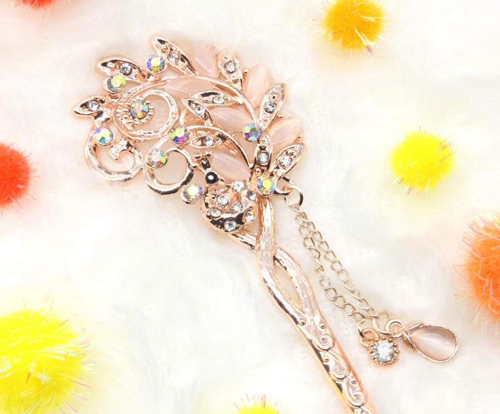 MiaoMiao Single for and Traditional Japanese Metallic Peacock with Crystal and Pink Gold Miaomyao Hairpin, Hairpin, Kimono, Yukata, Clothing, Design,