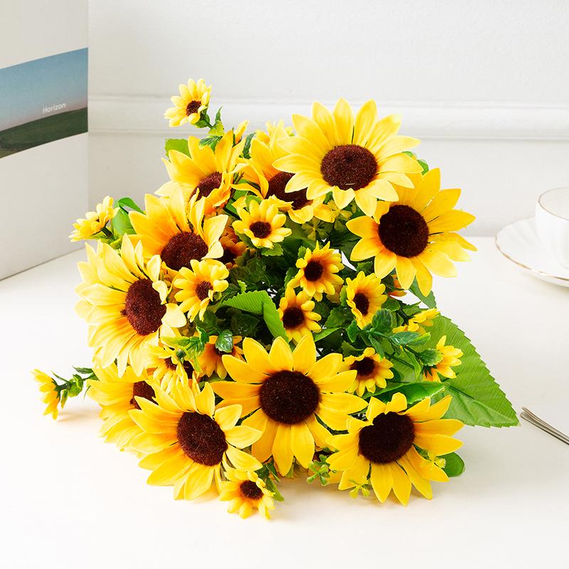Jingshuo Sunflower Silk Bouquet: Artificial Flowers for Home and Wedding Decor, Pastoral Style