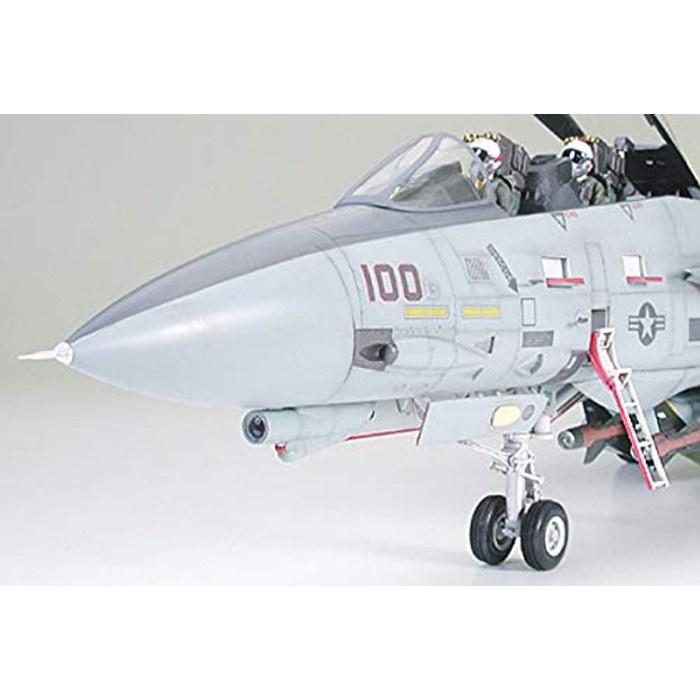 Tamiya 1/32 Aircraft Series No.13 US Navy Grumman F-14A Tomcat Black Knights Model 60313 (22.375" Length)