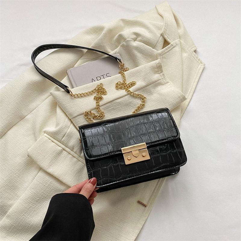 Модная Женская Сумка Через Плечо 2023 Уличный Стиль Маленькая Квадратная Сумка Повседневная Сумка чёрный