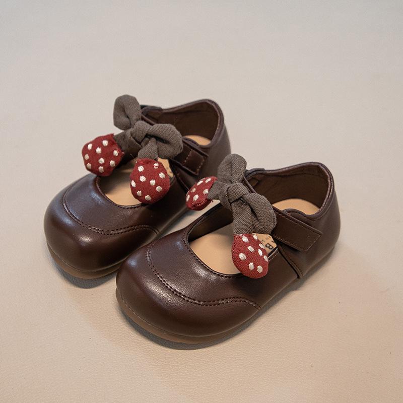 Spring 2026 Girls' Princess Leather Shoes - Fashionable, Non-Slip Toddler Footwear in Korean Style