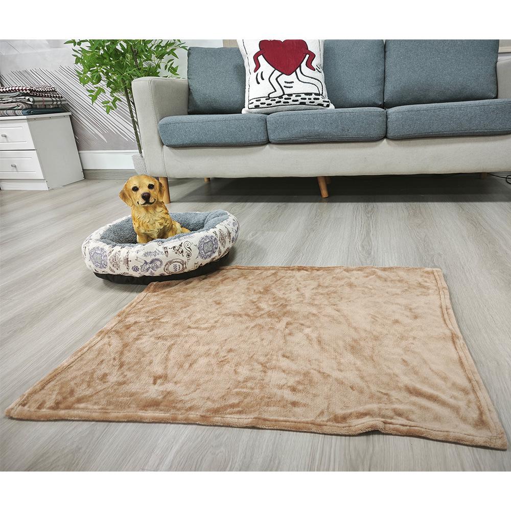 Solid Color Flannel Self-Warming Pet Blanket for Small Dogs & Cats
