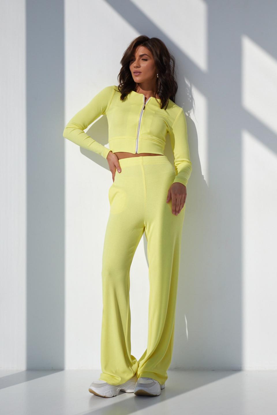 

Костюм ARTMON 6723 M жовтий