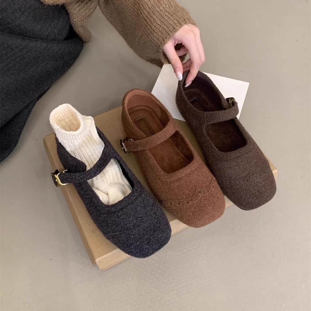 French retro square head woolen single shoes for women's autumn and winter new velvet Mary Jane shoes for women's flat-bottomed fluffy shoes