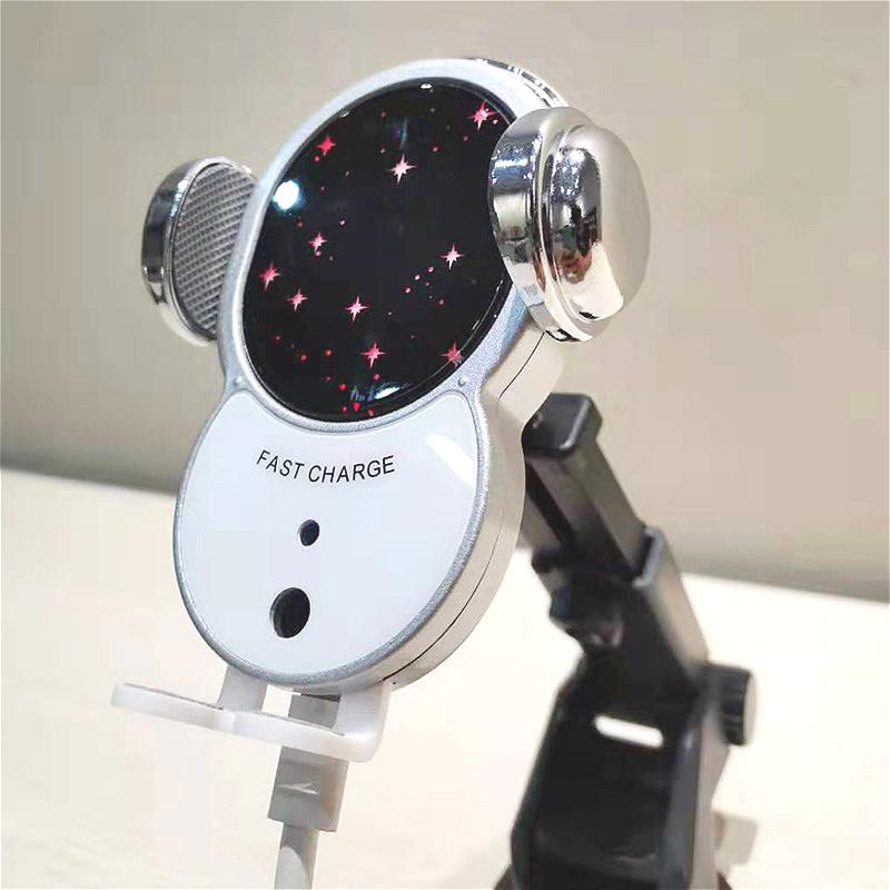 Wireless Car Charger 15W Fast Charging Auto Clamping Phone Holder for Convenient and Safe Driving