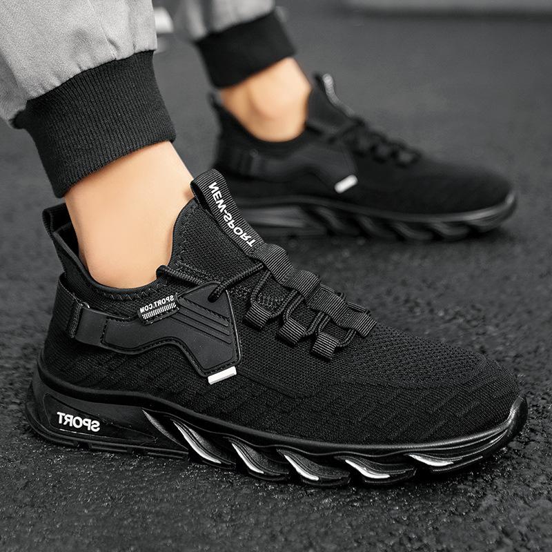 Trend fashion casual breathable fly-woven sports men's shoes 2025 summer light breathable men's trendy shoes 2025