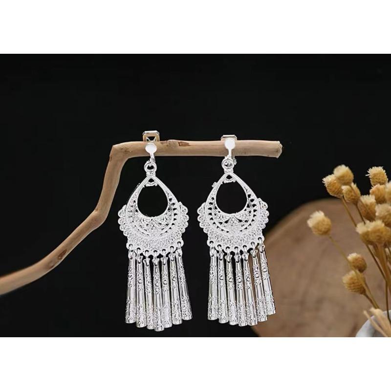 European and American cross-border ethnic style geometric fringed ear clips, Miao Yin retro and elegant minority earrings without piercings, women
